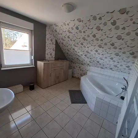 Dixiland شقة Tauche